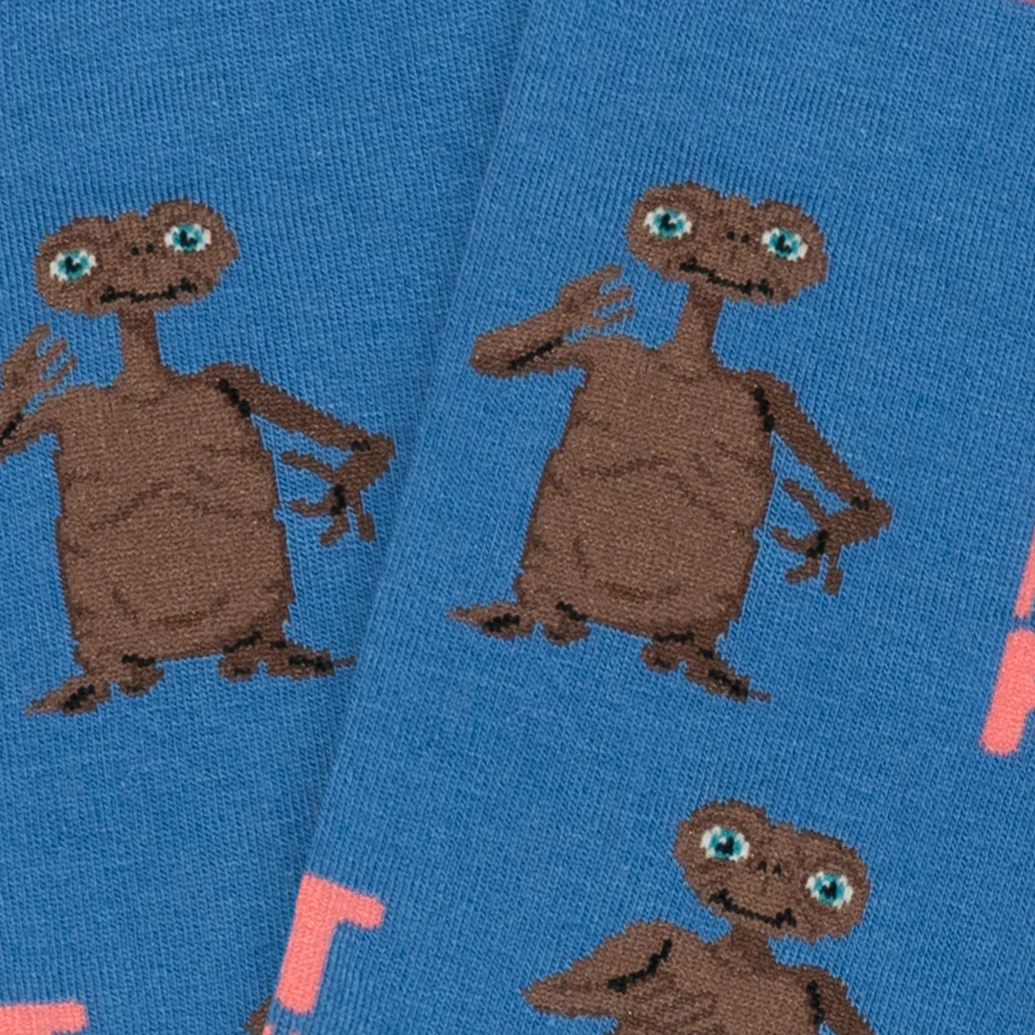 JL ET PHONE HOME.jpg3