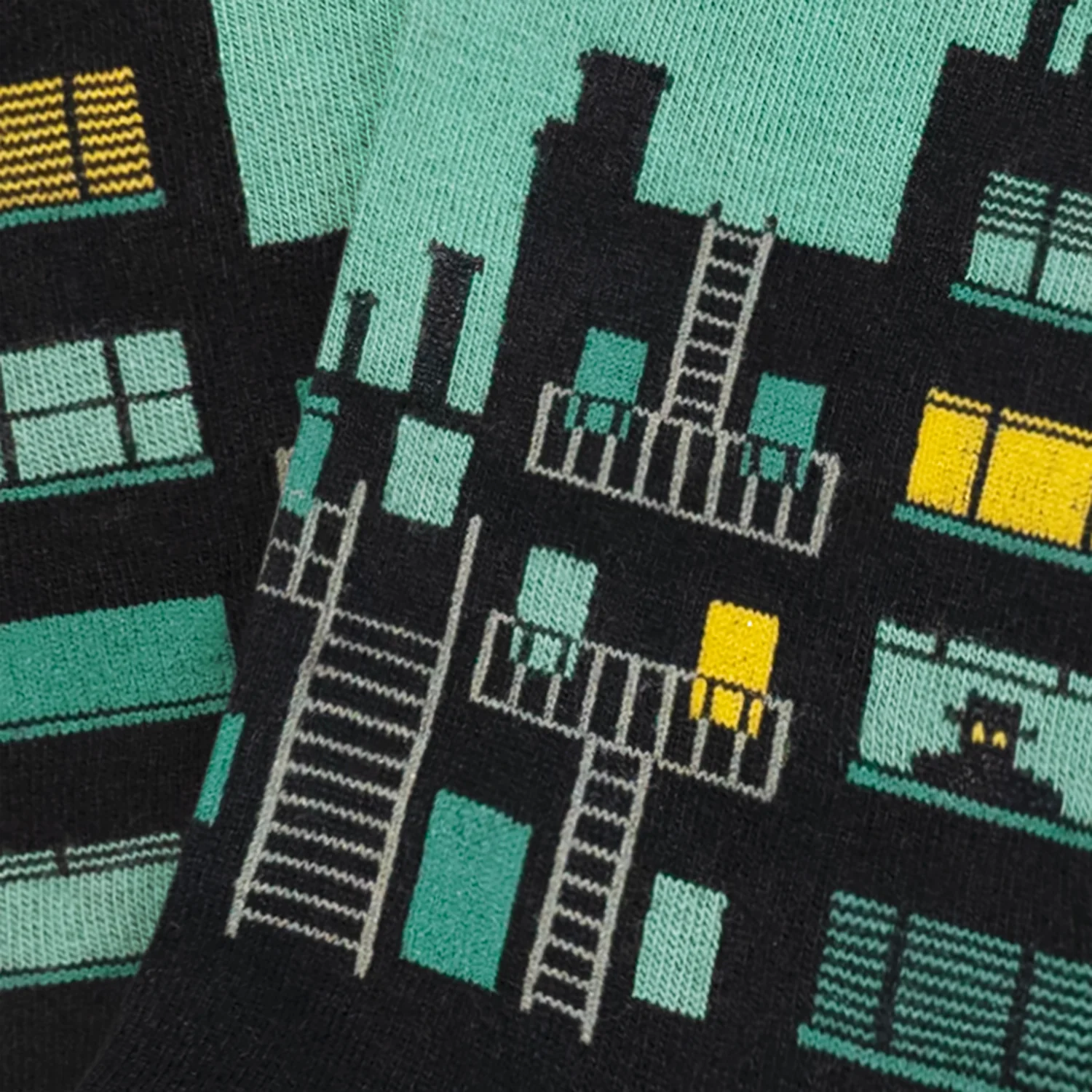 REAR WINDOW SPY.jpg3