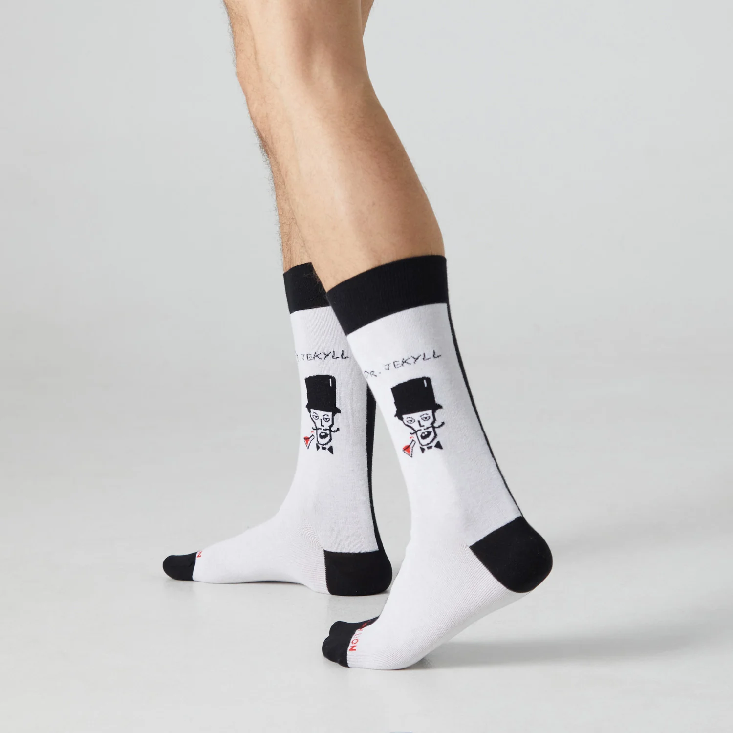 Dr-Jekyll-and-Mr-Hyde_Black-White_2