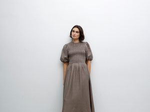 VESTIDO MANGA ABULLONADA KAKI