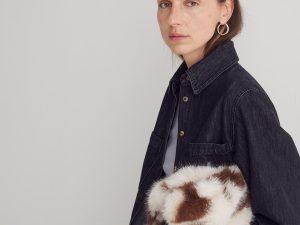 BOLSO PELO Y ASA DE PIEL AJUSTABLE MULTICOLOR