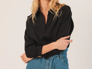 CAMISA CLÁSICA MODAL NEGRA