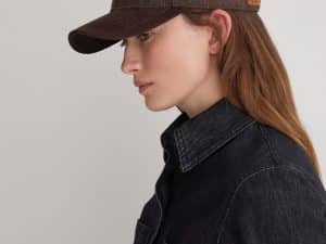 GORRA DE PANA Y FRANELA MARRÓN