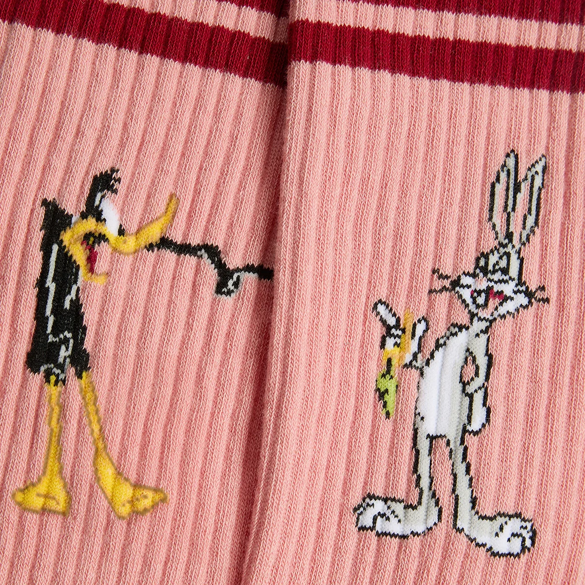 ATHLETIC DAFFY VS BUGS.webp3