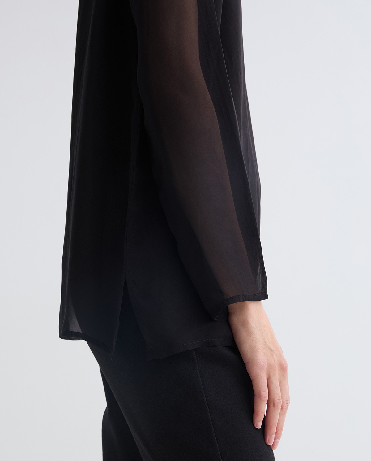 BLUSA SEMITRANSPARENTE ORGANZA NEGRO.jpg3