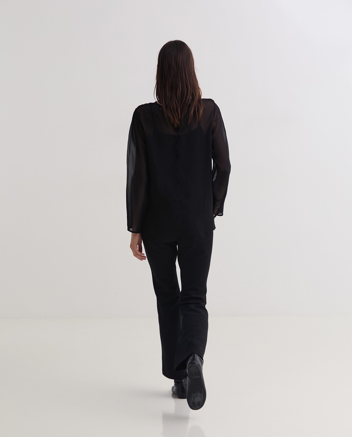BLUSA SEMITRANSPARENTE ORGANZA NEGRO.jpg6