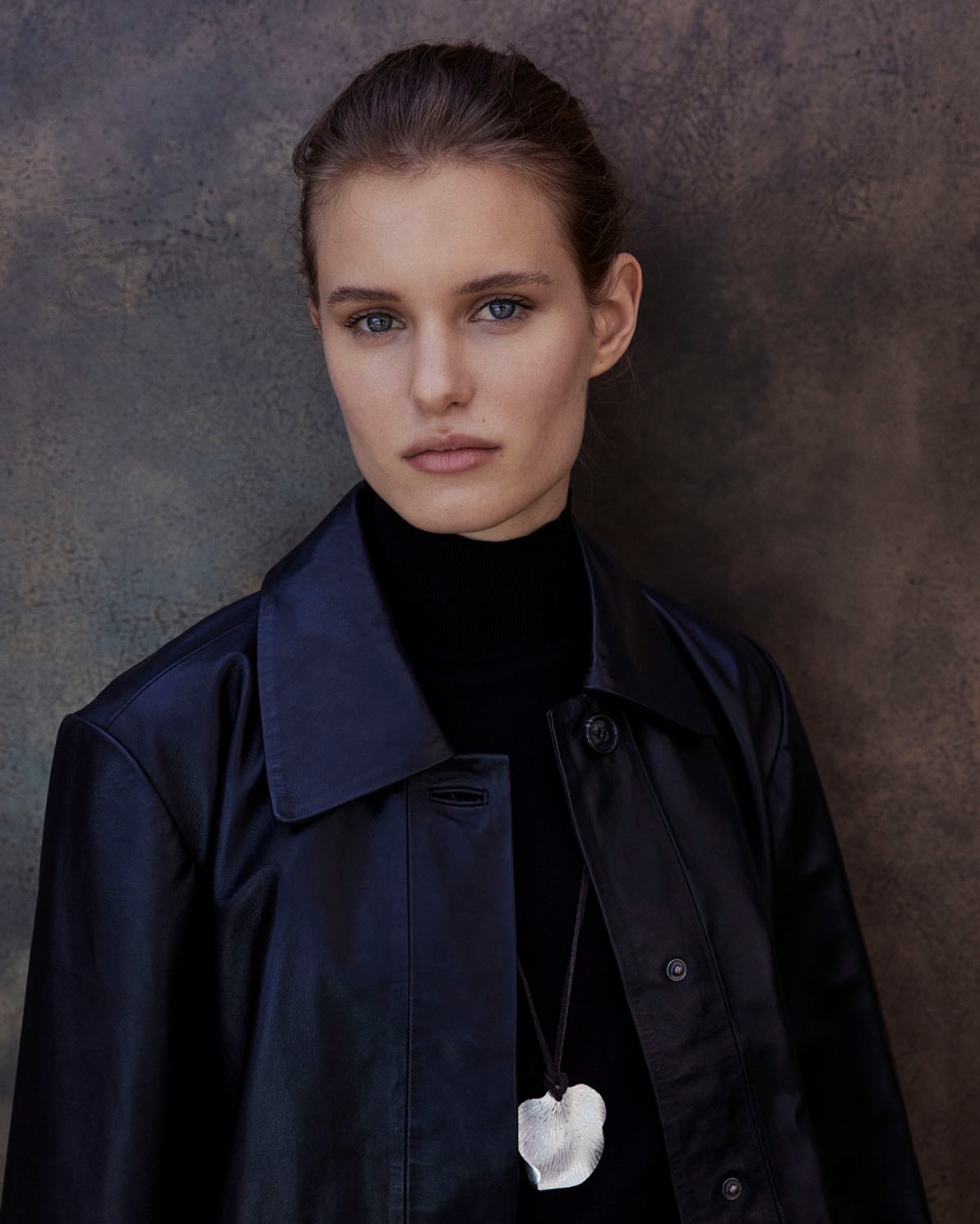 CHAQUETA CORTA 100% PIEL NAPA NEGRO.jpg1