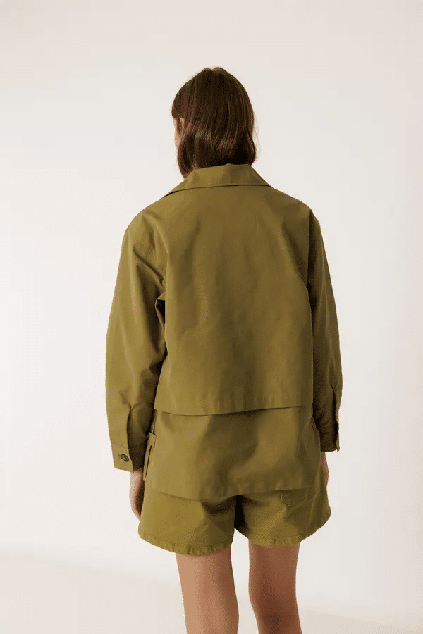 GABARDINA CORTA.webp4