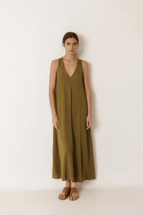 MAXI VESTIDO CREPADO KHAKI.webp1