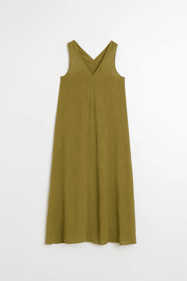 MAXI VESTIDO CREPADO KHAKI.webp5