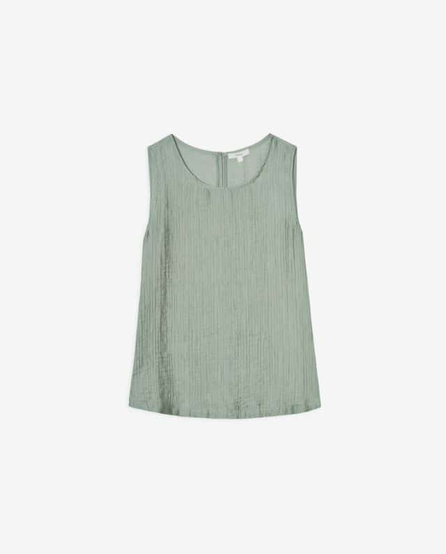 TOP VERDE SIN MANGAS EFECTO ARRUGADO