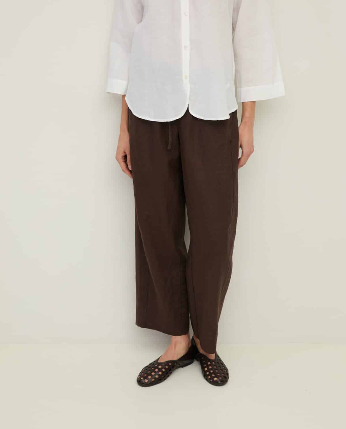 TRAJE PANTALON LINO CHOCOLATE.jpg1