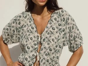 CAMISA ESTAMPADO VINTAGE LAZADAS CARBÓN