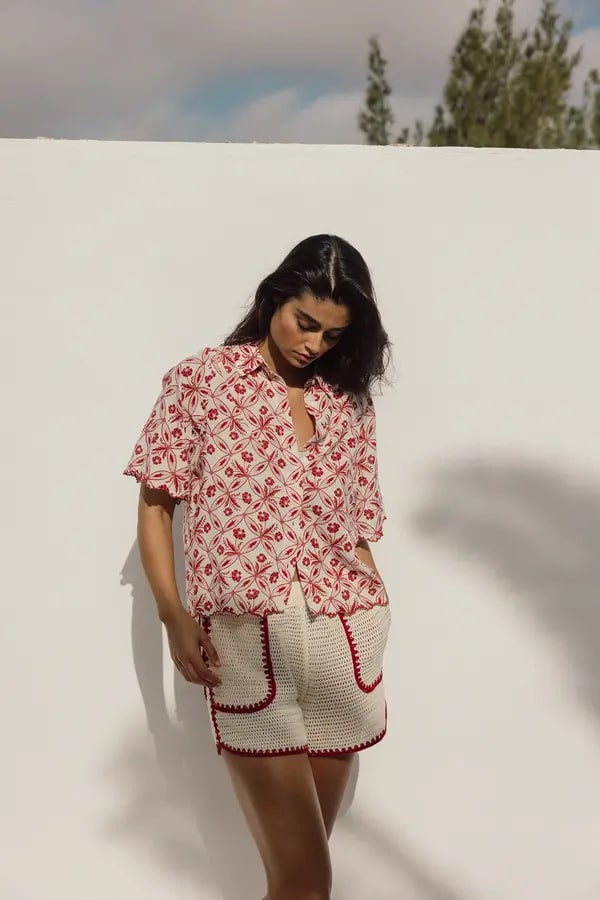 CAMISA ESTAMPADO VINTAGE ROJO.webp1