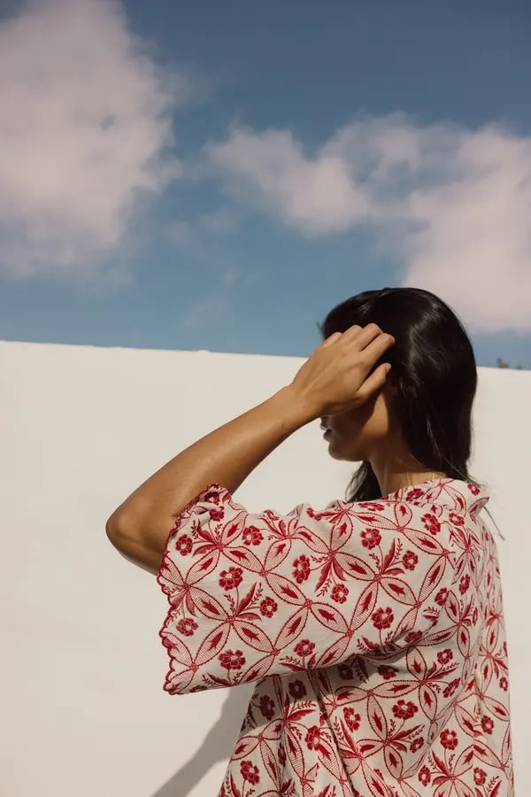 CAMISA ESTAMPADO VINTAGE ROJO.webp3