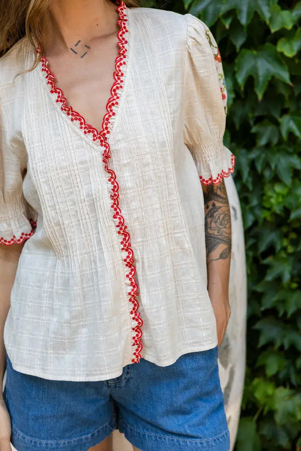 CAMISA BORDADO PUNTO DE CRUZ PIEDRA.webp3