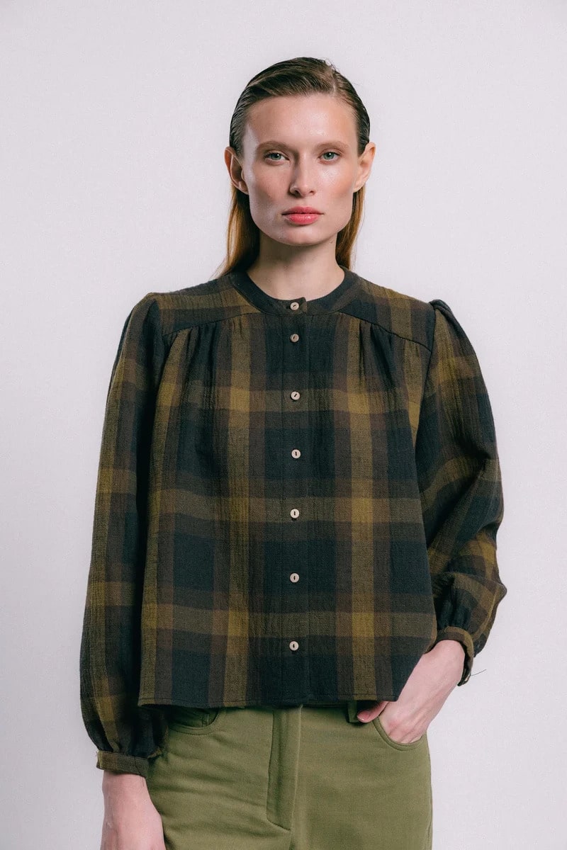 BLUSA SIDNEY DE CUADROS.webp4